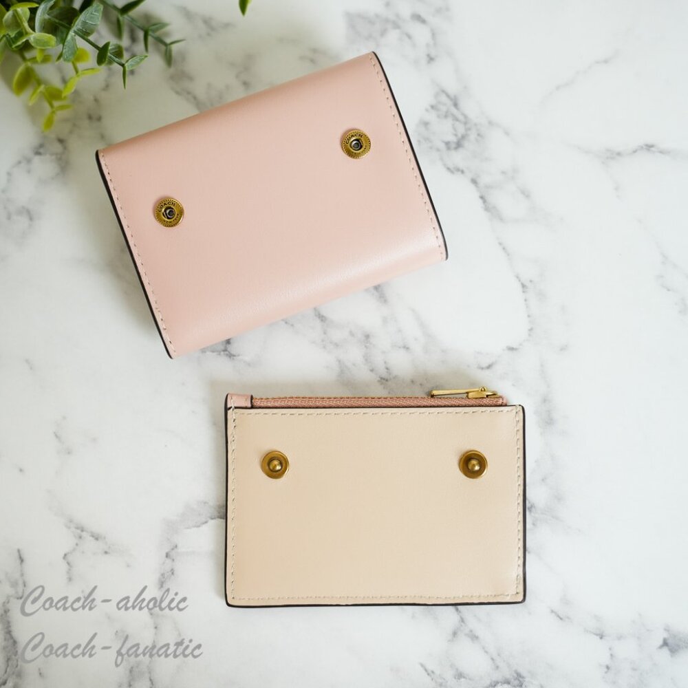 Coach CBF60 Essential Card Holder Wallet In Colorblock Brass/Cream Multi NWT - Picture 4 of 13